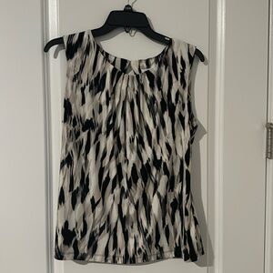 NWT-Calvin Klein top